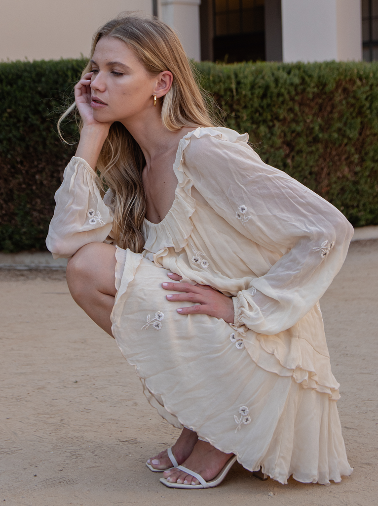 EMBROIDERED WANDER DRESS